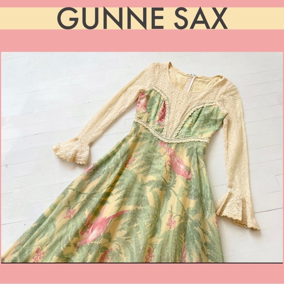 PRISTINE 1969 Gunne Sax Bird Print + Lace Prairie Dress with Bell Sleeves - Picture 3 of 5